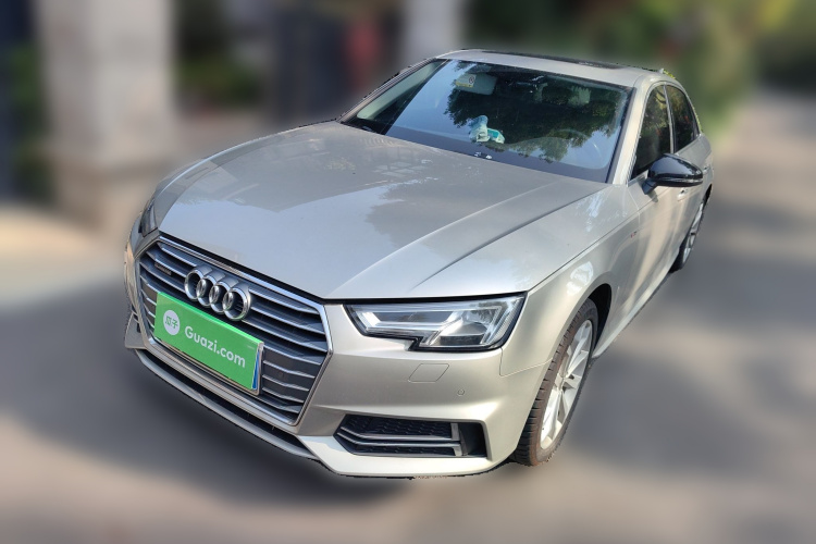 奥迪A4L 2018款 30周年年型 45 TFSI quattro 个性运动版车身外观1
