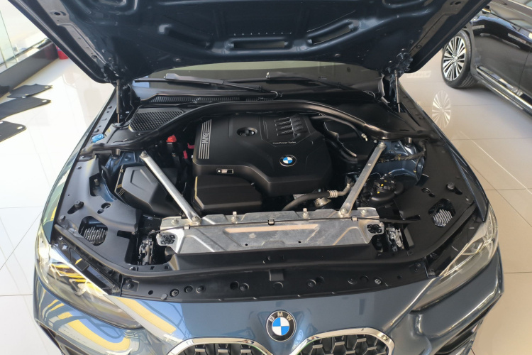 宝马4系 2022款 425i 敞篷M运动套装机舱底盘24