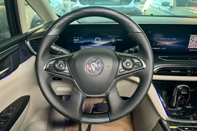 别克GL8 2023款 ES陆尊 舒适型中控内饰7008