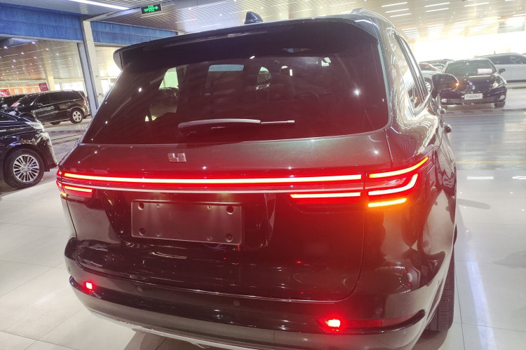 理想汽车 理想ONE 2021款 增程6座版车身外观6004