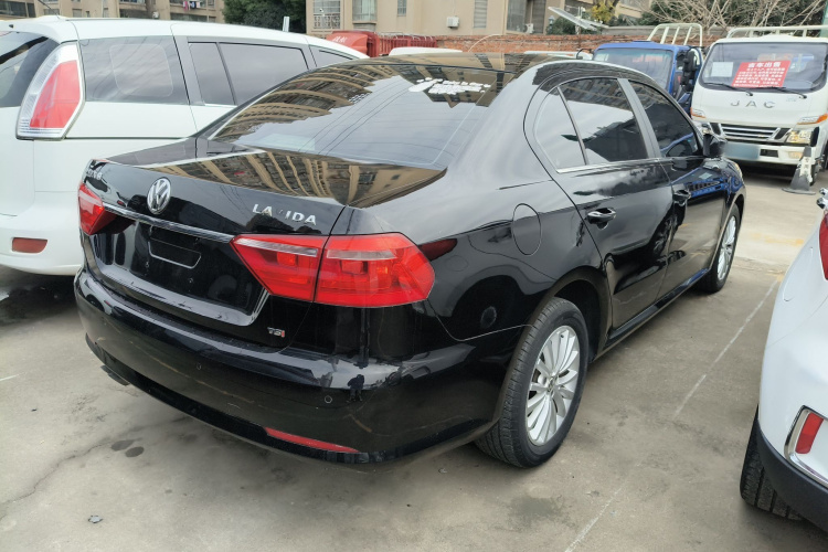 大众 朗逸 2013款 改款 1.4TSI 手动豪华版车身外观7