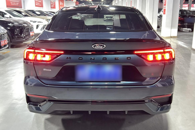 福特 蒙迪欧 2023款 1.5T E-混动 ST-Line车身外观6005