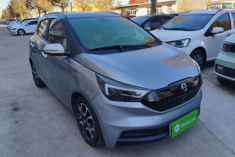 江铃集团新能源 易至EV3 2019款 酷跑版车身外观3