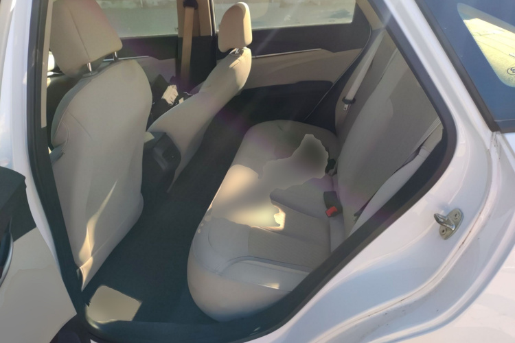 别克 英朗 2021款 典范 1.5L 自动进取型中控内饰21