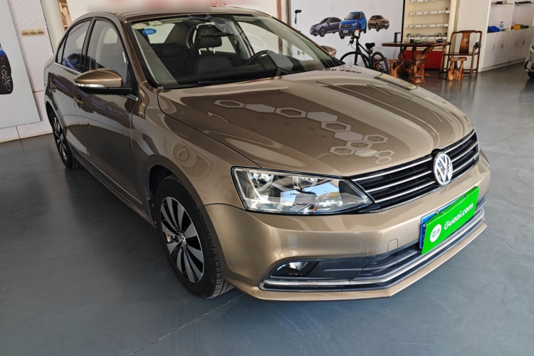 大众 速腾 2018款 1.6L 自动舒适型车身外观3