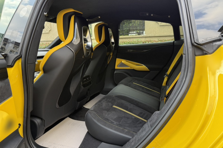 小米汽车 小米SU7 Ultra 2025款 Ultra中控内饰7004