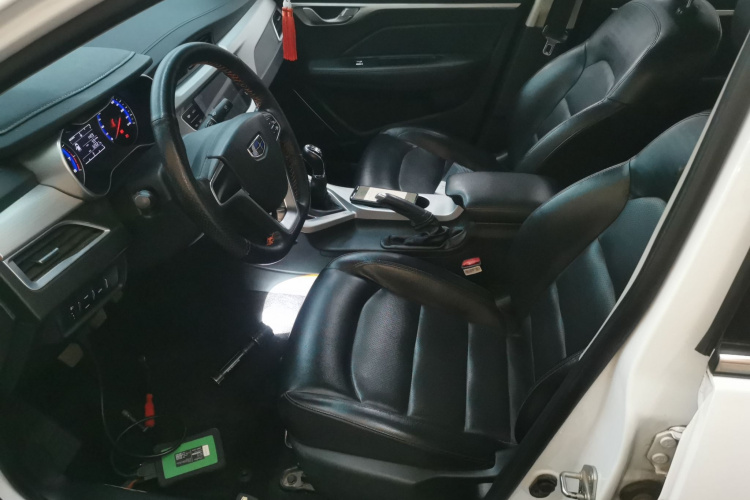 吉利汽车 远景 2018款 1.5L 手动幸福版中控内饰19