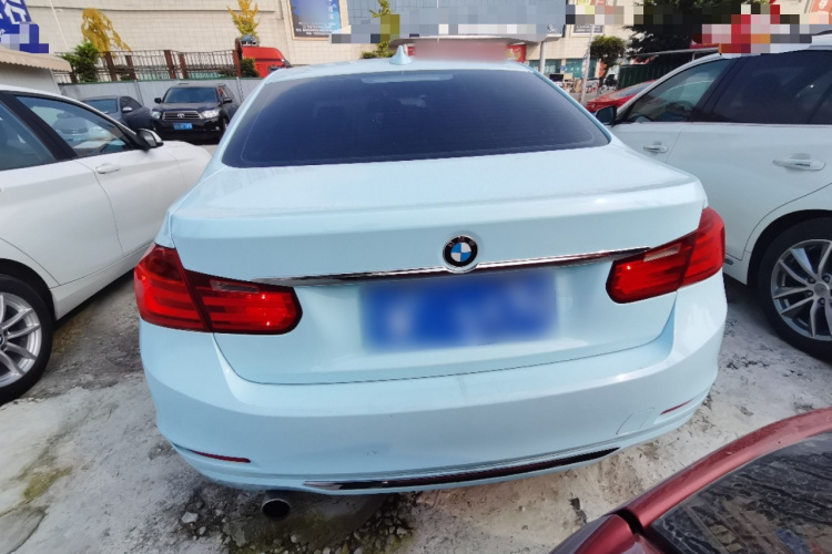 宝马3系 2015款 320Li 超悦版时尚型车身外观6