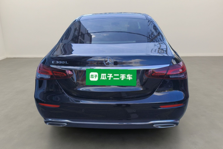奔驰E级 2020款 E 300 L 时尚型车身外观6
