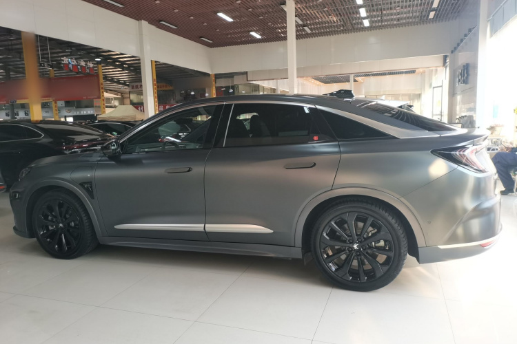 ARCFOX极狐 极狐 阿尔法S(ARCFOX αS) 2022款 HI版 高阶版车身外观4