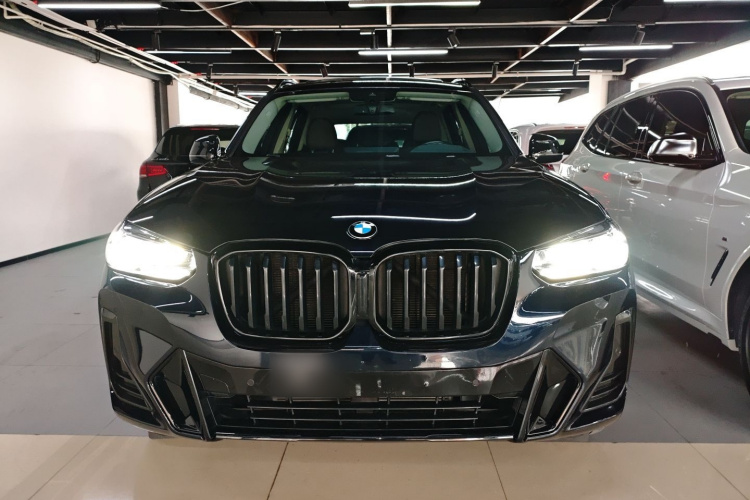 宝马X3 2022款 xDrive30i 领先型 M曜夜套装车身外观6001