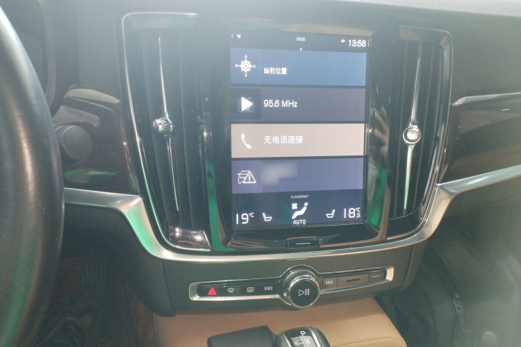 沃尔沃S90 2017款 T5 智远版局部细节16