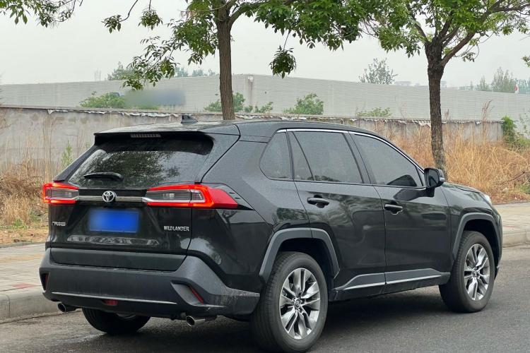 丰田 威兰达 2024款 2.0L CVT两驱领先版车身外观6004