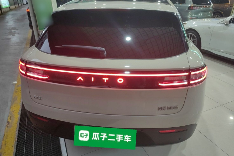 鸿蒙智行 问界M5 2023款 纯电后驱智驾版车身外观6004