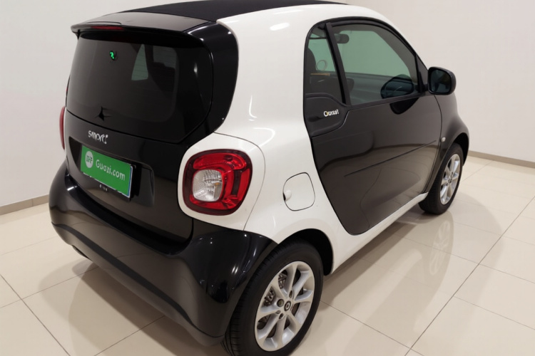 smart fortwo 2018款 1.0L 52千瓦硬顶灵动版 国V车身外观7