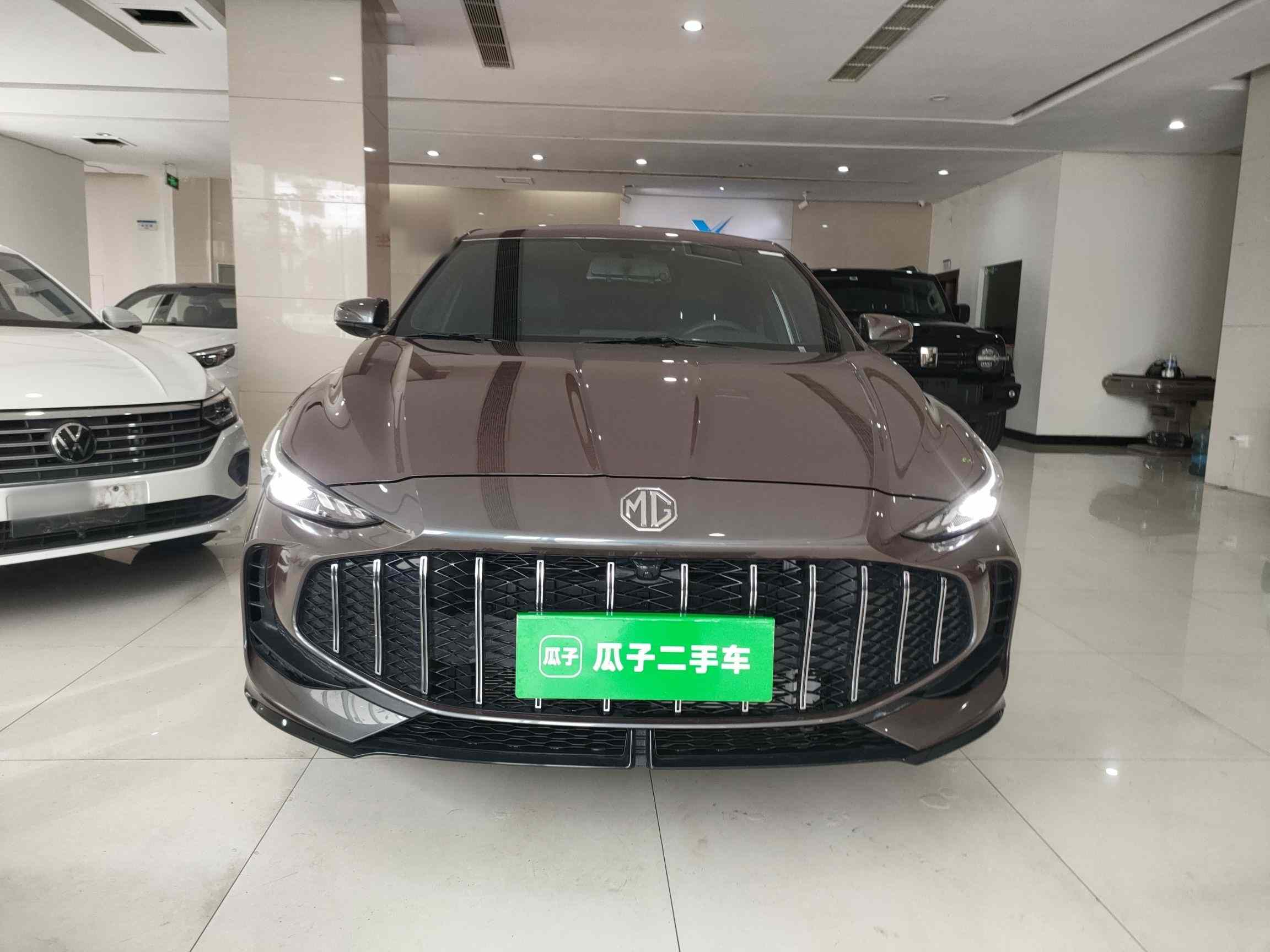 名爵 MG5 2025款 180DVVT 全球抢先版(1)