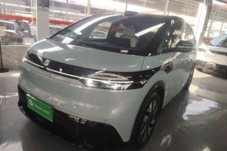 极氪MIX 2025款 长续航智驾版