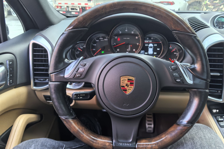 保时捷 2014款 Cayenne Platinum Edition 3.0T中控内饰7007