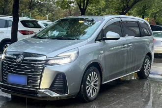 别克GL8 2023款 陆上公务舱 智慧尊贵型