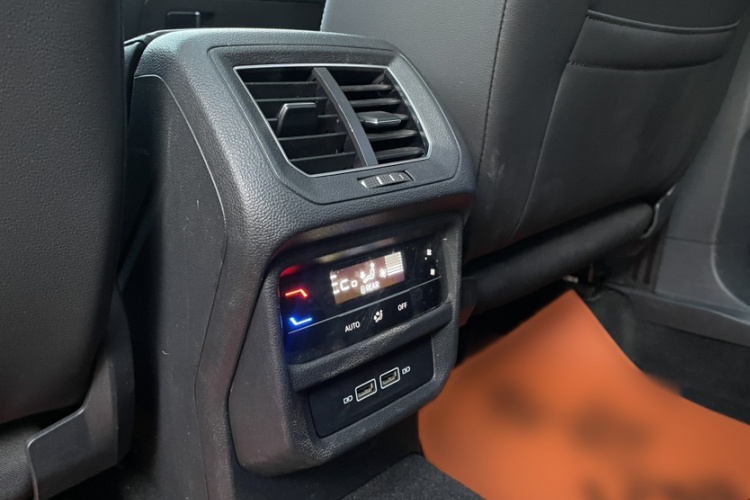 大众 探岳GTE插电混动 2020款 1.4T 豪华型局部细节9014