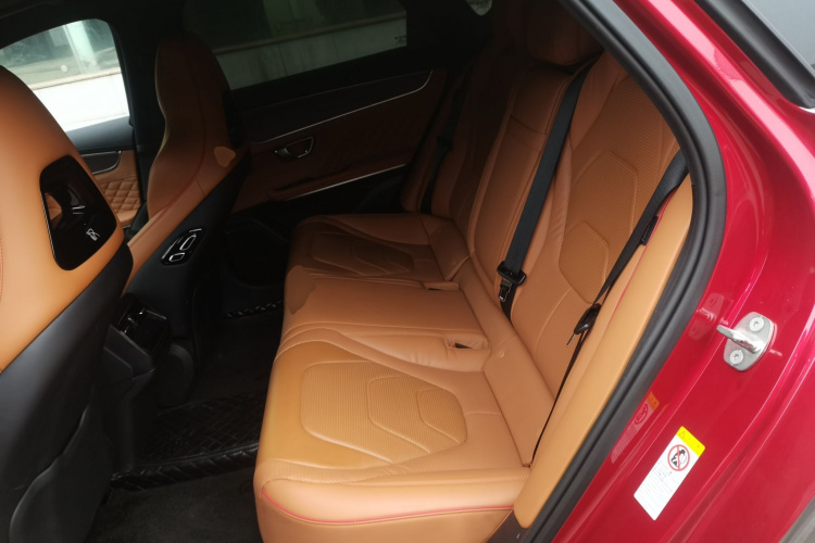 比亚迪 汉 2022款 DM-i 121KM 尊享型中控内饰7004