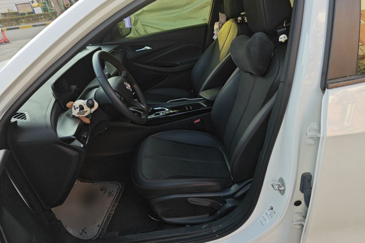 别克 威朗 2023款 Pro GS 猎风版中控内饰19