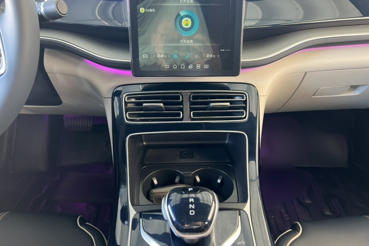 比亚迪 秦PLUS 2021款 DM-i 120KM 旗舰型局部细节18