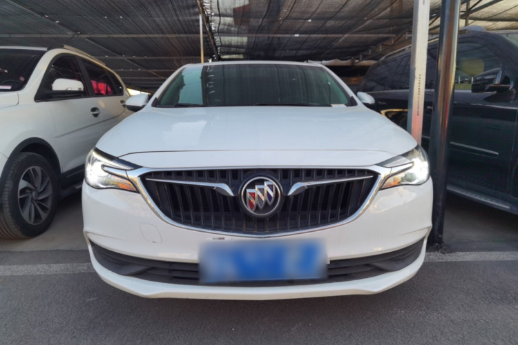 别克 英朗 2021款 改款 典范 1.5L 自动精英型车身外观2