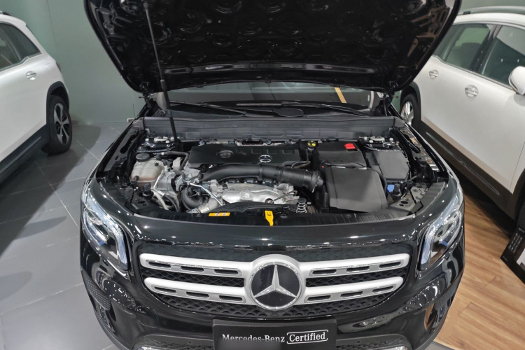 奔驰GLB 2023款 GLB 220 时尚型机舱底盘24