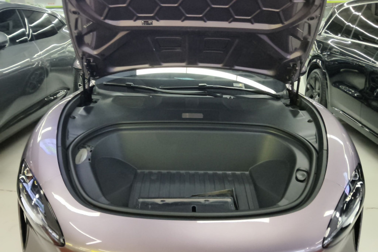 小米汽车 小米SU7 2024款 四驱超长续航高阶智驾Max版机舱底盘24