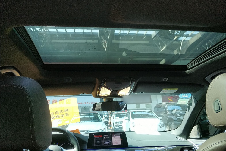 宝马5系 2019款 525Li M运动套装局部细节22