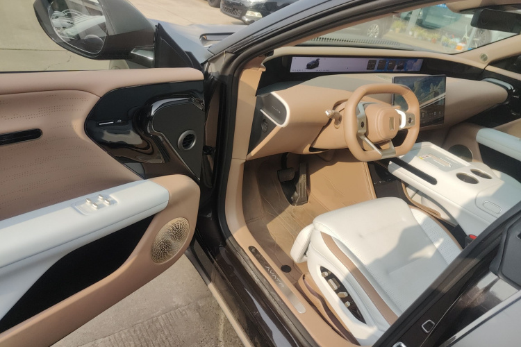 阿维塔07 2024款 Pro+增程版中控内饰20