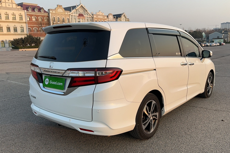 本田 奥德赛 2015款 2.4L 至尊版车身外观6004