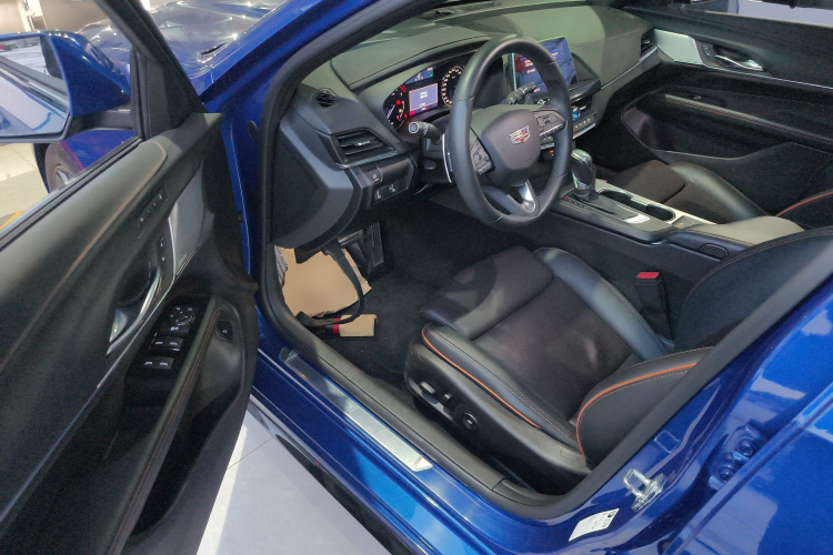 凯迪拉克CT4 2020款 28T 精英型中控内饰20