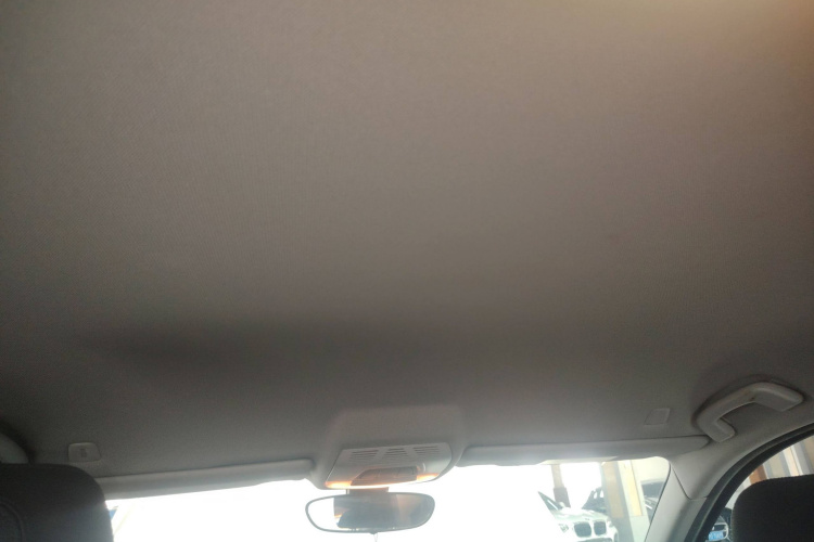 宝马1系 2022款 120i M运动版局部细节22