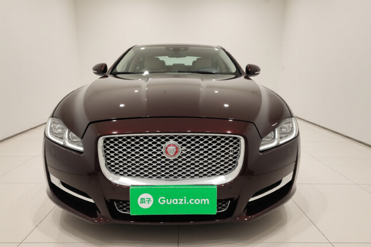 捷豹XJ 2016款 XJL 3.0 SC 四驱全景商务版车身外观2