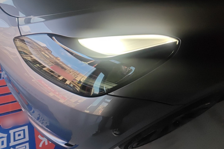 特斯拉 Model Y 2024款 长续航全轮驱动版局部细节36