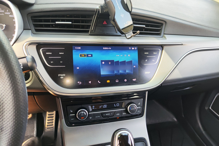 吉利汽车 帝豪GS 2018款 运动版 1.4T 自动臻尚型局部细节16