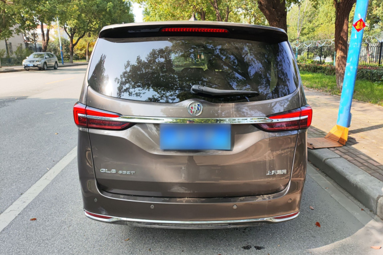 别克GL8 2020款 陆上公务舱 652T 豪华型车身外观6