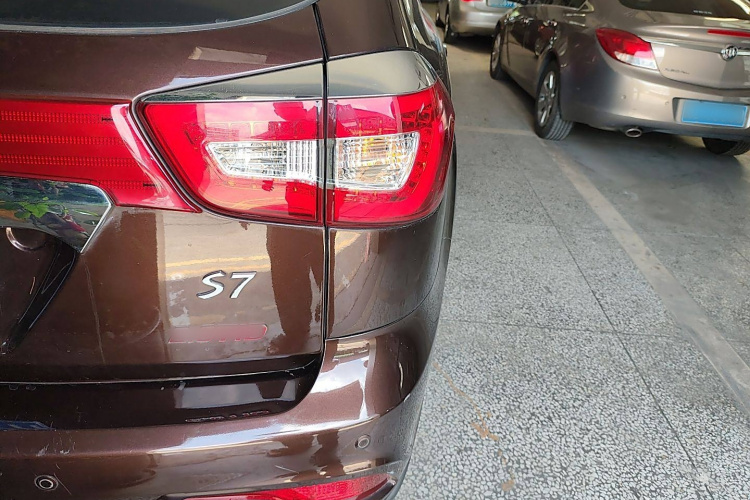 比亚迪S7 2016款 2.0T 自动尊贵型Plus车身外观6001