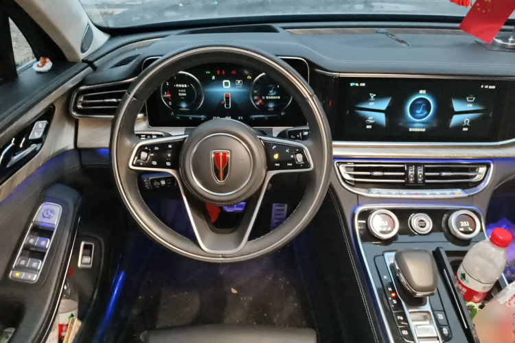 红旗H9 2020款 3.0T 智联旗领四座版中控内饰13