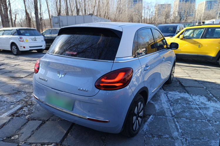 五菱汽车 五菱缤果 2023款 410km 灵犀尊享款车身外观7