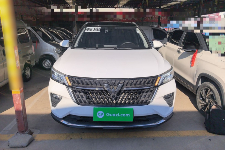 五菱汽车 五菱星辰 2021款 1.5T CVT星辉版车身外观2