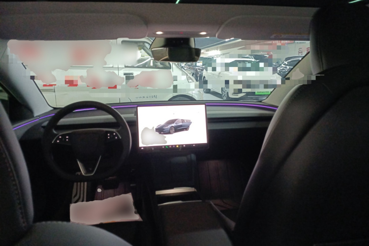 特斯拉 Model 3 2023款 后轮驱动版中控内饰12