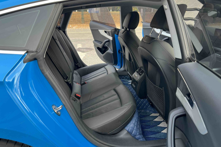 奥迪A5 2021款 Sportback 40 TFSI quattro 豪华致雅型中控内饰7011