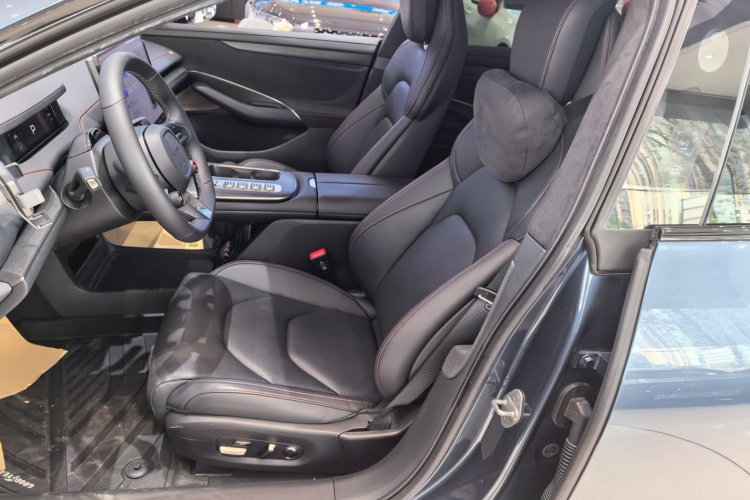 小米汽车 小米SU7 2024款 四驱超长续航高阶智驾Max版中控内饰19