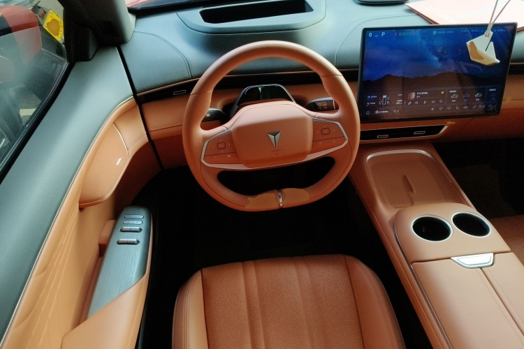 深蓝汽车 深蓝S07 2024款 215Max 乾崑智驾ADS SE增程版中控内饰13