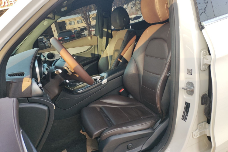 奔驰GLC 2018款 GLC 200 4MATIC局部细节19