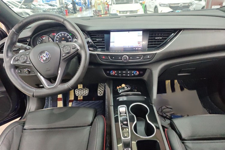 别克 君威 2020款 GS 28T 尊贵型中控内饰7002