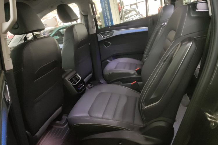 大众 揽境 2024款 380TSI 四驱豪华佳境Pro 众享款  6座中控内饰21